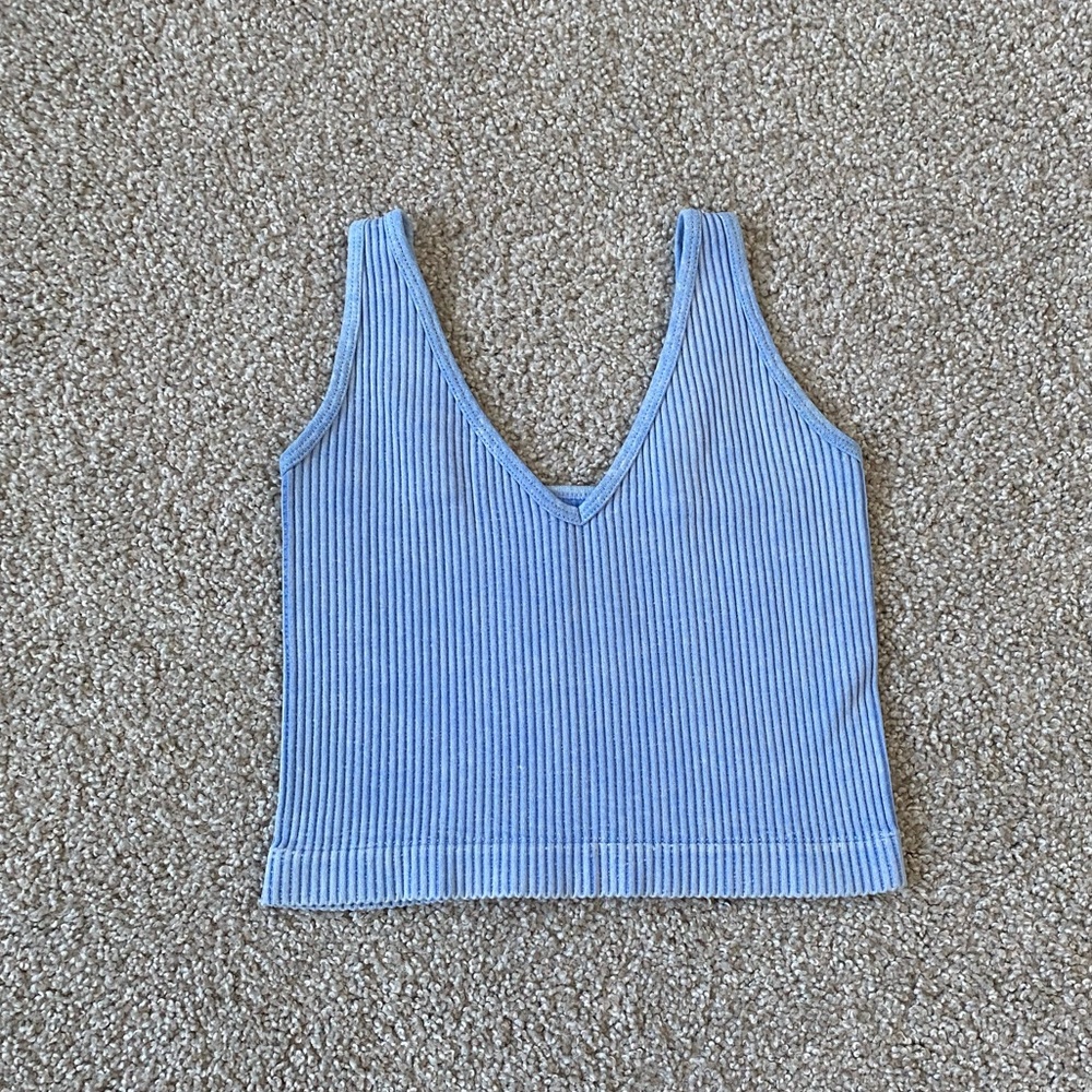 blue tank top